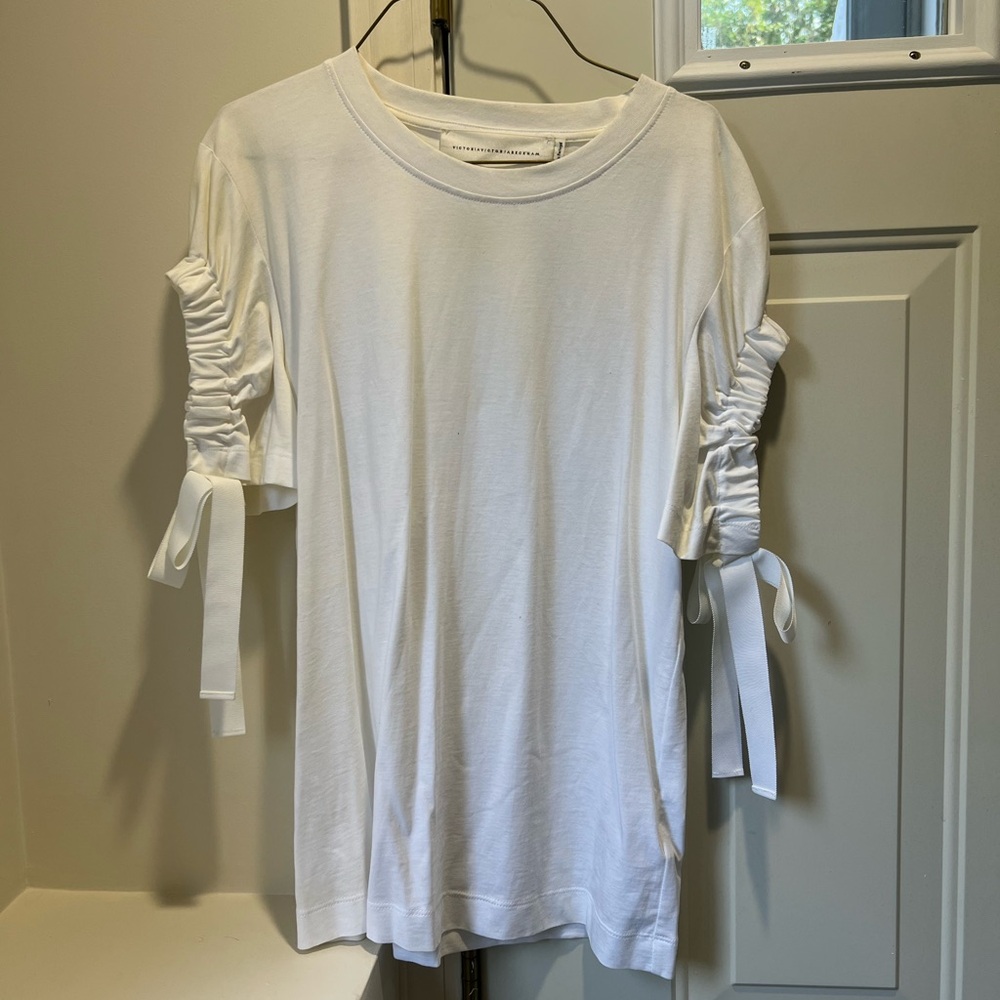 Victoria Beckham Cream Ruched Tie Front Short Sleeve Tee